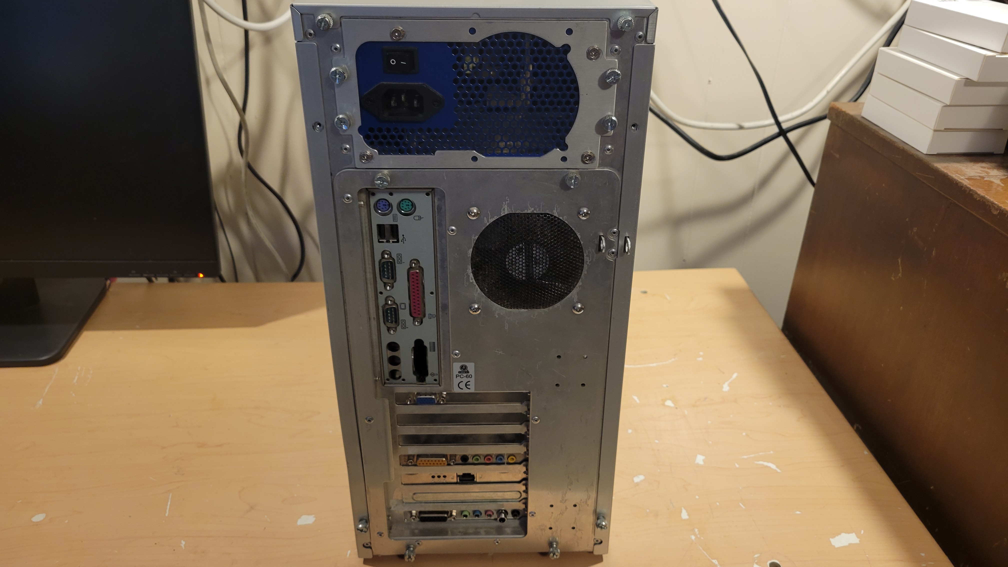 Intel Pentium III Gaming Build